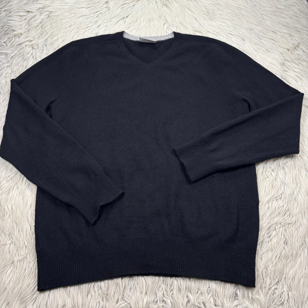 Public Opinion Men's L Black V-Neck 100%‎ Cashmere Pullover Sweater Quiet Luxury